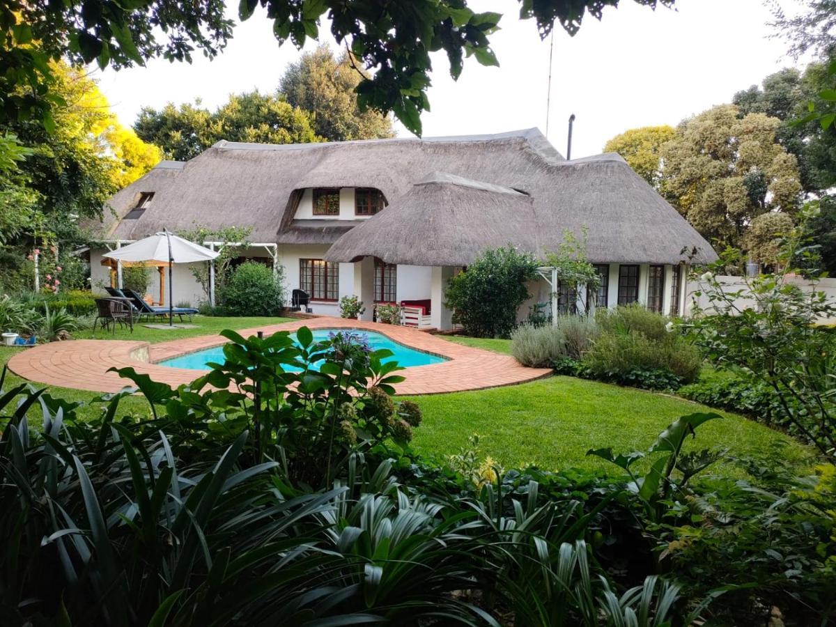Libra Lodge Sandton Eksteriør billede